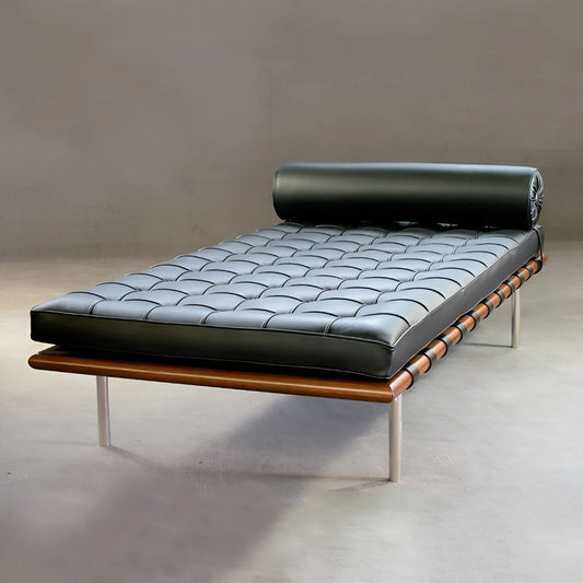 Day Beds: A Furniture Solution with a Twist for Modern Living Spaces