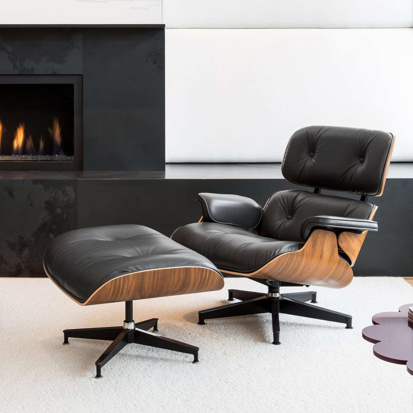 Eterna Lounge Chair & Ottoman